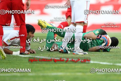 685815, Tehran, [*parameter:4*], لیگ برتر فوتبال ایران، Persian Gulf Cup، Week 12، First Leg، Rah Ahan 1 v 2 Tractor Sazi on 2013/10/03 at Ekbatan Stadium