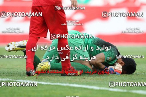 686004, Tehran, [*parameter:4*], لیگ برتر فوتبال ایران، Persian Gulf Cup، Week 12، First Leg، Rah Ahan 1 v 2 Tractor Sazi on 2013/10/03 at Ekbatan Stadium