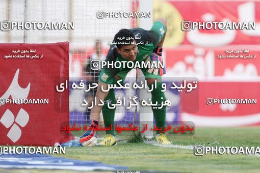 686110, Tehran, [*parameter:4*], لیگ برتر فوتبال ایران، Persian Gulf Cup، Week 12، First Leg، Rah Ahan 1 v 2 Tractor Sazi on 2013/10/03 at Ekbatan Stadium