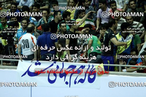 760965, فینال  مسابقات والیبال قهرمانی باشگاه‌های آسیا 2013، ، تهران، سالن دوازده هزار نفری ورزشگاه آزادی، 1392/02/09، کاله ۳ -   ۰
