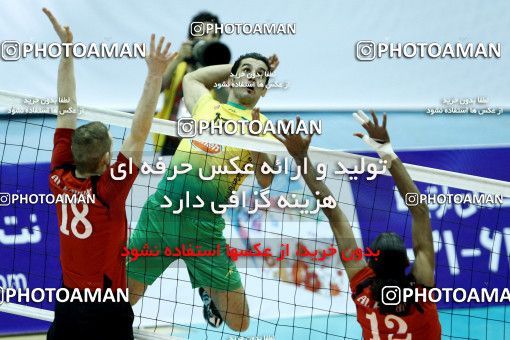 760992, فینال  مسابقات والیبال قهرمانی باشگاه‌های آسیا 2013، ، تهران، سالن دوازده هزار نفری ورزشگاه آزادی، 1392/02/09، کاله ۳ -   ۰
