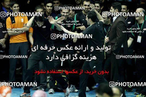 760999, فینال  مسابقات والیبال قهرمانی باشگاه‌های آسیا 2013، ، تهران، سالن دوازده هزار نفری ورزشگاه آزادی، 1392/02/09، کاله ۳ -   ۰
