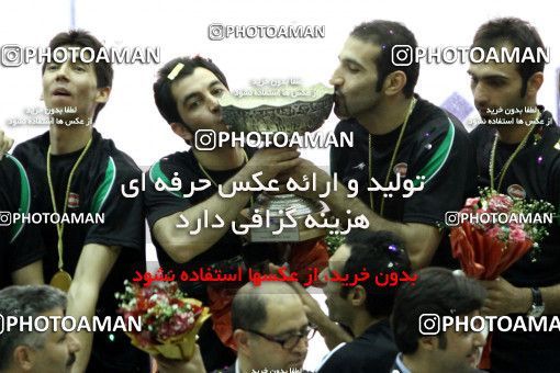 760948, فینال  مسابقات والیبال قهرمانی باشگاه‌های آسیا 2013، ، تهران، سالن دوازده هزار نفری ورزشگاه آزادی، 1392/02/09، کاله ۳ -   ۰