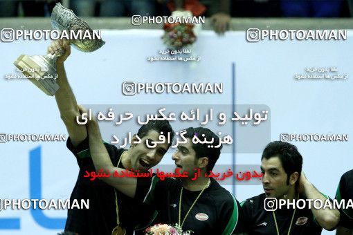 760933, فینال  مسابقات والیبال قهرمانی باشگاه‌های آسیا 2013، ، تهران، سالن دوازده هزار نفری ورزشگاه آزادی، 1392/02/09، کاله ۳ -   ۰