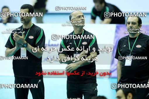 760972, فینال  مسابقات والیبال قهرمانی باشگاه‌های آسیا 2013، ، تهران، سالن دوازده هزار نفری ورزشگاه آزادی، 1392/02/09، کاله ۳ -   ۰