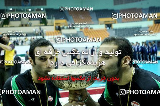 761041, فینال  مسابقات والیبال قهرمانی باشگاه‌های آسیا 2013، ، تهران، سالن دوازده هزار نفری ورزشگاه آزادی، 1392/02/09، کاله ۳ -   ۰