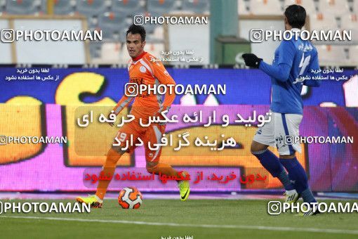 692195, Tehran, , جام حذفی فوتبال ایران, 1/16 stage, , Esteghlal 1 v 0 Caspian Qazvin on 2013/12/10 at Azadi Stadium
