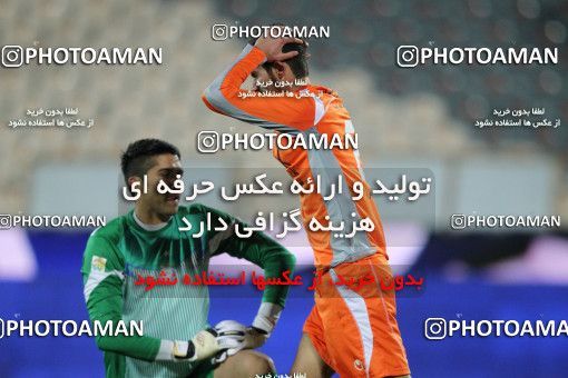 692158, Tehran, , جام حذفی فوتبال ایران, 1/16 stage, , Esteghlal 1 v 0 Caspian Qazvin on 2013/12/10 at Azadi Stadium