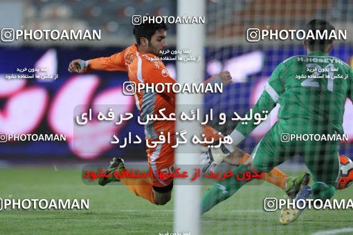 692374, Tehran, , جام حذفی فوتبال ایران, 1/16 stage, , Esteghlal 1 v 0 Caspian Qazvin on 2013/12/10 at Azadi Stadium