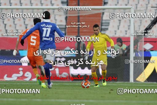 692406, Tehran, , جام حذفی فوتبال ایران, 1/16 stage, , Esteghlal 1 v 0 Caspian Qazvin on 2013/12/10 at Azadi Stadium