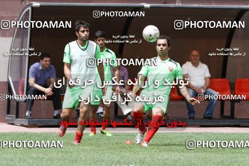 697251, جلسه تمرینی تیم فوتبال پرسپولیس، 1392/03/11، ، تهران، ورزشگاه شهید درفشی فر