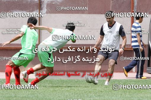 697238, جلسه تمرینی تیم فوتبال پرسپولیس، 1392/03/11، ، تهران، ورزشگاه شهید درفشی فر