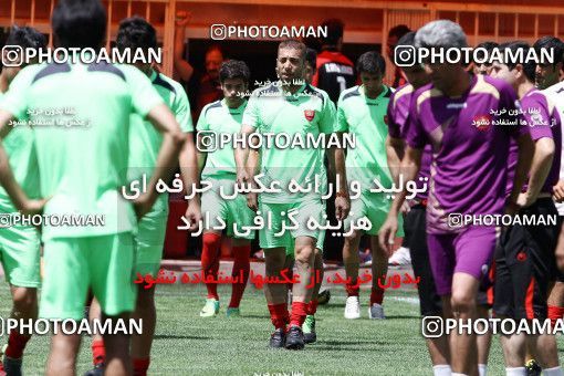 697532, جلسه تمرینی تیم فوتبال پرسپولیس، 1392/03/23، ، تهران، ورزشگاه شهید درفشی فر