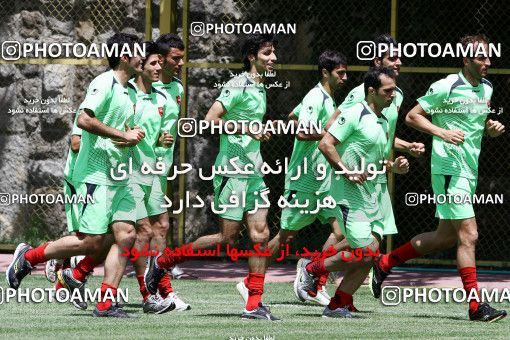 697440, جلسه تمرینی تیم فوتبال پرسپولیس، 1392/03/23، ، تهران، ورزشگاه شهید درفشی فر