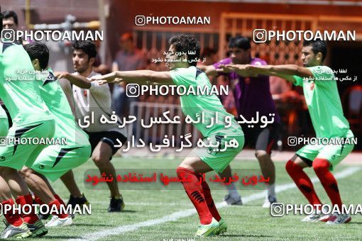 697487, جلسه تمرینی تیم فوتبال پرسپولیس، 1392/03/23، ، تهران، ورزشگاه شهید درفشی فر