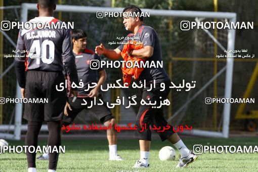 698014, جلسه تمرینی تیم فوتبال پرسپولیس، 1392/03/27، ، تهران، ورزشگاه شهید درفشی فر