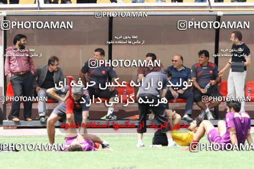 698974, جلسه تمرینی تیم فوتبال پرسپولیس، 1392/04/08، ، تهران، ورزشگاه شهید درفشی فر