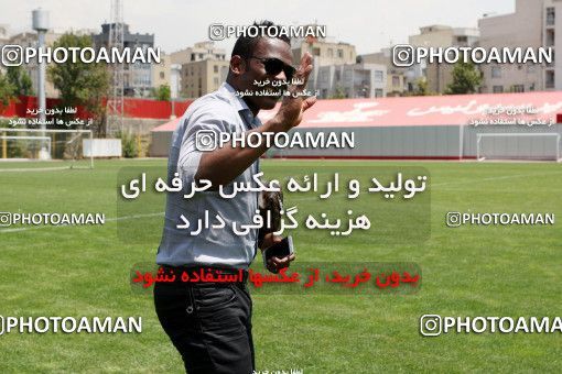 698998, جلسه تمرینی تیم فوتبال پرسپولیس، 1392/04/08، ، تهران، ورزشگاه شهید درفشی فر