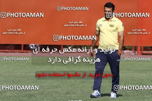 700454, جلسه تمرینی تیم فوتبال پرسپولیس، 1392/04/18، ، تهران، ورزشگاه شهید درفشی فر