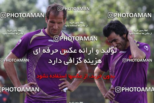 700444, جلسه تمرینی تیم فوتبال پرسپولیس، 1392/04/18، ، تهران، ورزشگاه شهید درفشی فر