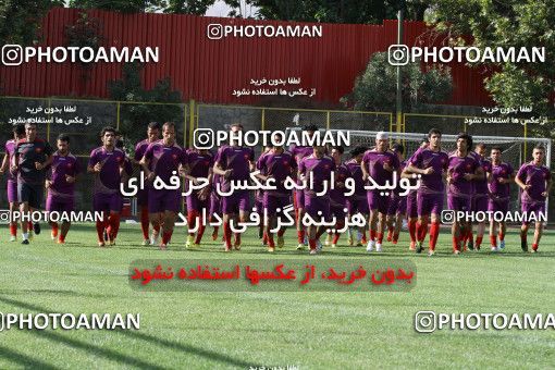 700458, جلسه تمرینی تیم فوتبال پرسپولیس، 1392/04/18، ، تهران، ورزشگاه شهید درفشی فر
