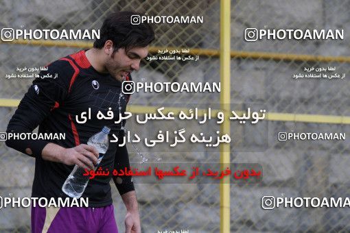 700404, جلسه تمرینی تیم فوتبال پرسپولیس، 1392/04/18، ، تهران، ورزشگاه شهید درفشی فر