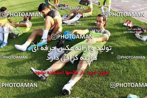 701273, جلسه تمرینی تیم فوتبال تراکتور، 1392/05/01، ، تهران، زمین شماره 2 ورزشگاه آزادی