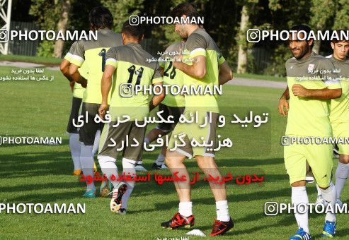 701270, جلسه تمرینی تیم فوتبال تراکتور، 1392/05/01، ، تهران، زمین شماره 2 ورزشگاه آزادی