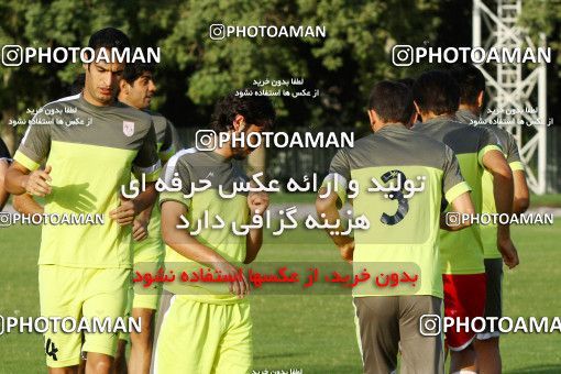 701318, جلسه تمرینی تیم فوتبال تراکتور، 1392/05/01، ، تهران، زمین شماره 2 ورزشگاه آزادی