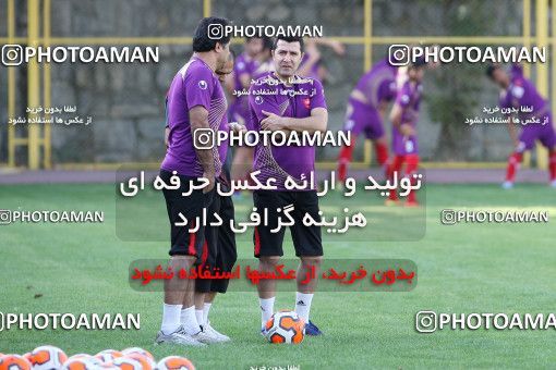 702023, جلسه تمرینی تیم فوتبال پرسپولیس، 1392/05/28، ، تهران، ورزشگاه شهید درفشی فر