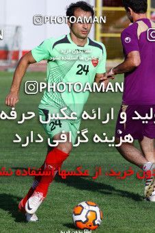 702401, جلسه تمرینی تیم فوتبال پرسپولیس، 1392/06/27، ، تهران، ورزشگاه شهید درفشی فر