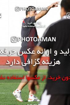 702385, جلسه تمرینی تیم فوتبال پرسپولیس، 1392/06/27، ، تهران، ورزشگاه شهید درفشی فر