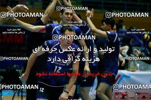 707939, دومین دوره مسابقات والیبال قهرمانی زیر 23 سال آسیا، ، اردبیل، مرحله گروهی، 1396/02/15، سالن 6 هزار نفری حسین رضازاده، ایران ۳ -  ۰ 