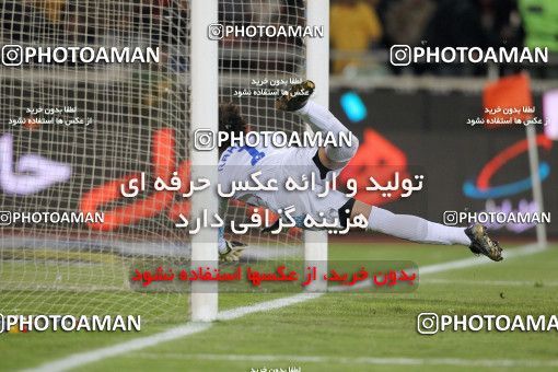709934, Tehran, [*parameter:4*], لیگ برتر فوتبال ایران، Persian Gulf Cup، Week 24، Second Leg، Esteghlal 2 v 3 Persepolis on 2012/02/02 at Azadi Stadium