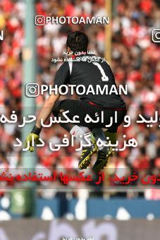 759083, Tehran, [*parameter:4*], لیگ برتر فوتبال ایران، Persian Gulf Cup، Week 11، First Leg، Esteghlal 1 v 0 Persepolis on 2010/10/15 at Azadi Stadium