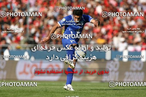 759072, Tehran, [*parameter:4*], لیگ برتر فوتبال ایران، Persian Gulf Cup، Week 11، First Leg، Esteghlal 1 v 0 Persepolis on 2010/10/15 at Azadi Stadium