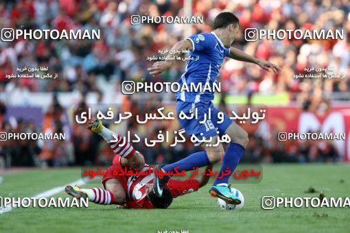 759155, Tehran, [*parameter:4*], لیگ برتر فوتبال ایران، Persian Gulf Cup، Week 11، First Leg، Esteghlal 1 v 0 Persepolis on 2010/10/15 at Azadi Stadium