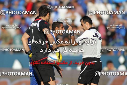 710294, Tehran, [*parameter:4*], لیگ برتر فوتبال ایران، Persian Gulf Cup، Week 11، First Leg، Esteghlal 1 v 0 Persepolis on 2010/10/15 at Azadi Stadium