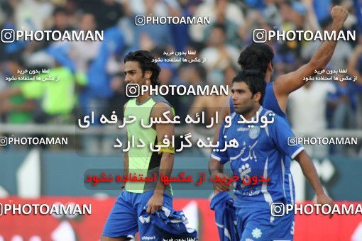 710122, Tehran, [*parameter:4*], لیگ برتر فوتبال ایران، Persian Gulf Cup، Week 11، First Leg، Esteghlal 1 v 0 Persepolis on 2010/10/15 at Azadi Stadium