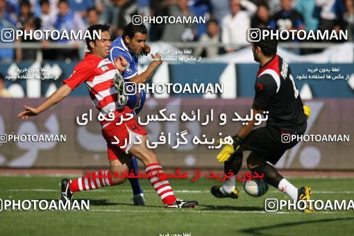 710431, Tehran, [*parameter:4*], لیگ برتر فوتبال ایران، Persian Gulf Cup، Week 11، First Leg، Esteghlal 1 v 0 Persepolis on 2010/10/15 at Azadi Stadium