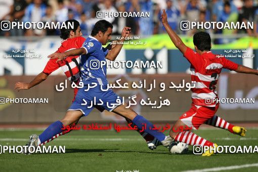 710406, Tehran, [*parameter:4*], لیگ برتر فوتبال ایران، Persian Gulf Cup، Week 11، First Leg، Esteghlal 1 v 0 Persepolis on 2010/10/15 at Azadi Stadium