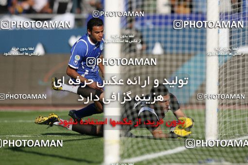 710427, Tehran, [*parameter:4*], لیگ برتر فوتبال ایران، Persian Gulf Cup، Week 11، First Leg، Esteghlal 1 v 0 Persepolis on 2010/10/15 at Azadi Stadium