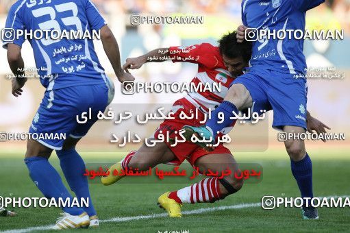 710393, Tehran, [*parameter:4*], لیگ برتر فوتبال ایران، Persian Gulf Cup، Week 11، First Leg، Esteghlal 1 v 0 Persepolis on 2010/10/15 at Azadi Stadium