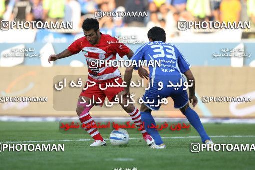 710379, Tehran, [*parameter:4*], لیگ برتر فوتبال ایران، Persian Gulf Cup، Week 11، First Leg، Esteghlal 1 v 0 Persepolis on 2010/10/15 at Azadi Stadium