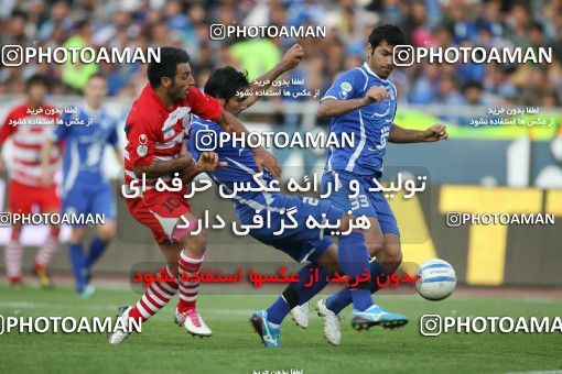 710417, Tehran, [*parameter:4*], لیگ برتر فوتبال ایران، Persian Gulf Cup، Week 11، First Leg، Esteghlal 1 v 0 Persepolis on 2010/10/15 at Azadi Stadium