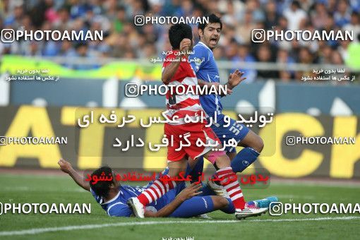 710449, Tehran, [*parameter:4*], لیگ برتر فوتبال ایران، Persian Gulf Cup، Week 11، First Leg، Esteghlal 1 v 0 Persepolis on 2010/10/15 at Azadi Stadium
