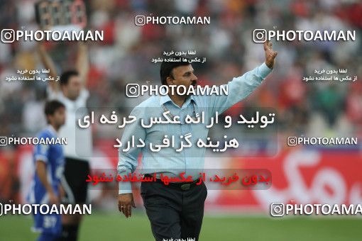 710342, Tehran, [*parameter:4*], Iran Pro League، Persian Gulf Cup، 2010-11 season، First Leg، Week 11، Esteghlal ۱ v ۰ Persepolis on 2010/10/15 at Azadi Stadium