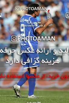 710532, Tehran, [*parameter:4*], لیگ برتر فوتبال ایران، Persian Gulf Cup، Week 11، First Leg، Esteghlal 1 v 0 Persepolis on 2010/10/15 at Azadi Stadium