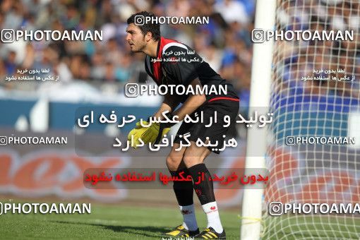 710644, Tehran, [*parameter:4*], لیگ برتر فوتبال ایران، Persian Gulf Cup، Week 11، First Leg، Esteghlal 1 v 0 Persepolis on 2010/10/15 at Azadi Stadium