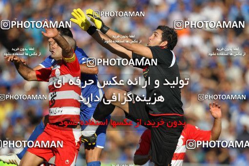 710718, Tehran, [*parameter:4*], لیگ برتر فوتبال ایران، Persian Gulf Cup، Week 11، First Leg، Esteghlal 1 v 0 Persepolis on 2010/10/15 at Azadi Stadium